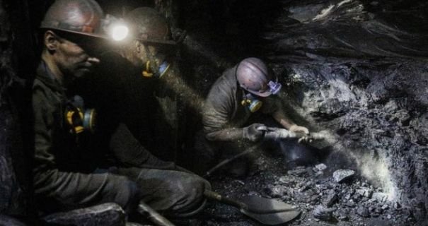 Росіяни атакували шахту ДТЕК у Дніпропетровській області, гірників евакуюють