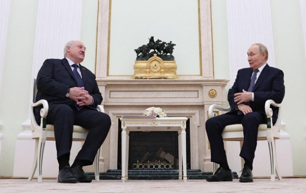 Лукашенко визнав проблеми в економіках Білорусі та Росії Лукашенко визнав проблеми в економіках Білорусі та Росії