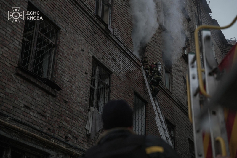 Комбінована атака на Київ: загинуло двоє людей, 30 постраждали (фото)