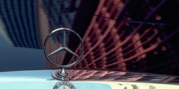 Mercedes перевищив очікування прибутків