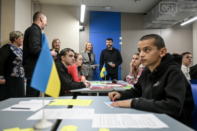 Найближча до фронту: у Комишувасі відкрилася «підземна» школа