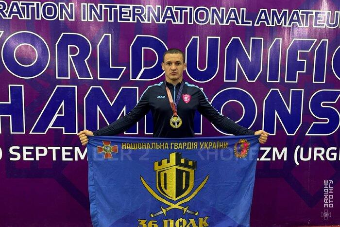 Гвардієць із Хмельницького став чемпіоном світу з універсального бою
