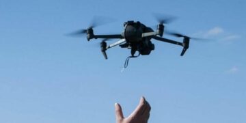 У Запорізькій області ворог атакував дроном цивільне авто: постраждали двоє людей