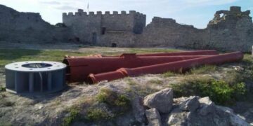 Апеляційний суд скасував вирок за встановлення флагштока на горі Бона