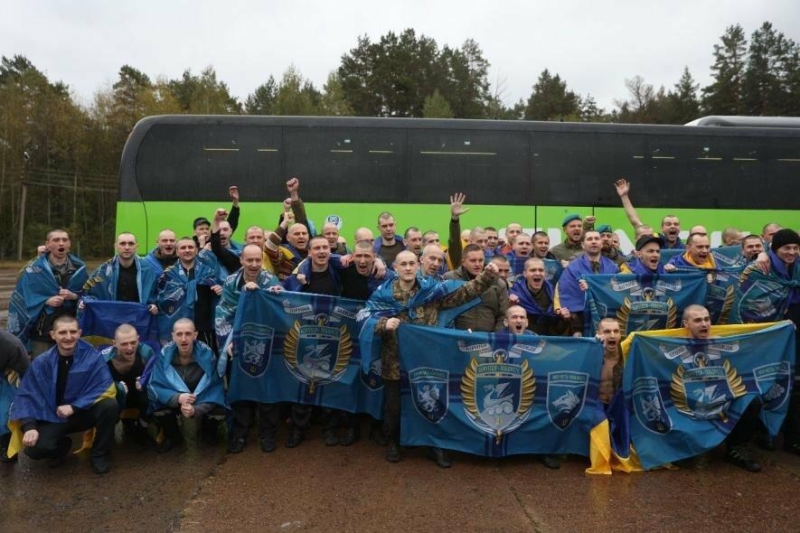 З російського полону визволили 205 українців: серед них оборонці Маріуполя та ЧАЕС, - ФОТО