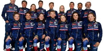 ФОТО. З Жульєю Сімон: Франція презентувала форму на сезон 2025/26