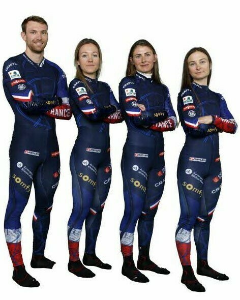 ФОТО. З Жульєю Сімон: Франція презентувала форму на сезон 2025/26