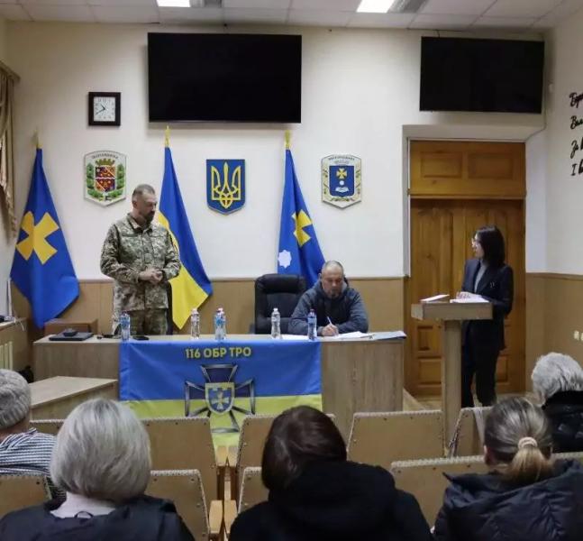 На Миргородщині представники 116-ї ОБр ТрО зустрілися з родинами загиблих, зниклих безвісти та полонених воїнів