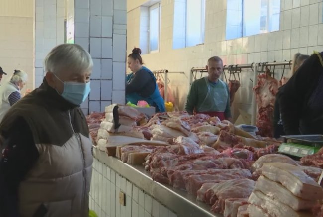 На Рівненщині подорожчали сало та м'ясо