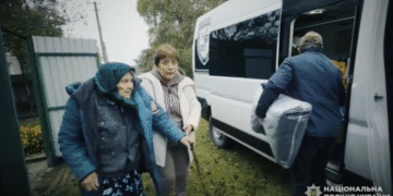 На Сумщині спецпідрозділ «Білий янгол» здійснив евакуацію родини з-під вогню ворога