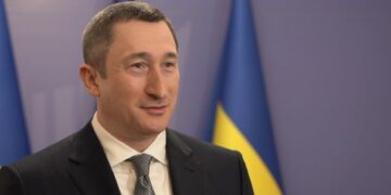 ПІДОЗРЮВАНИЙ НЕДАВНІЙ ВІЦЕ-ПРЕМ’ЄР ЄДНОСТІ ЧЕРНИШОВ ЗАРАЗ НАД УСЕ НАМАГАЄТЬСЯ ВРЯТУВАТИ НАДЛИШ СВОГО РОЗКІШНОГО МАЙНА  ВІД КОНФІСКАЦІЇ