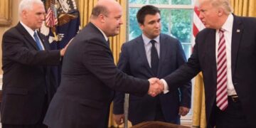 Поки наші відважно б’ються на фронті, капітуляції не буде, – Валерій Чалий