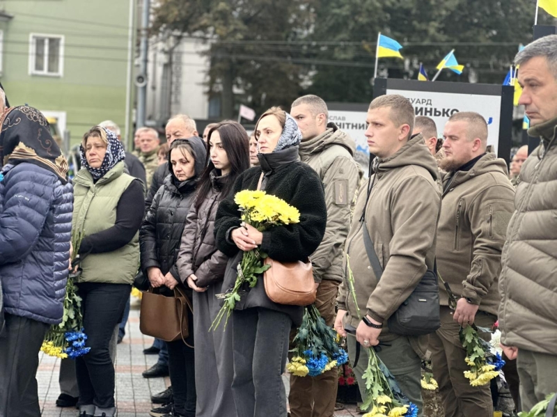 Рівне оплакало двох захисників (ФОТО)