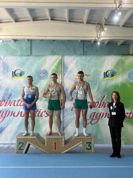 Троє спортсменів Сумщини виступатимуть на чемпіонаті світу зі стрибків на акробатичній доріжці