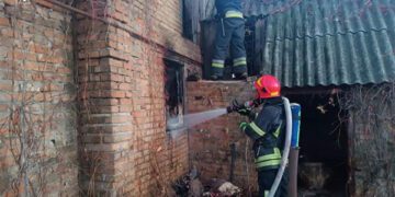 У Нікопольському районі у своєму будинку згорів чоловік