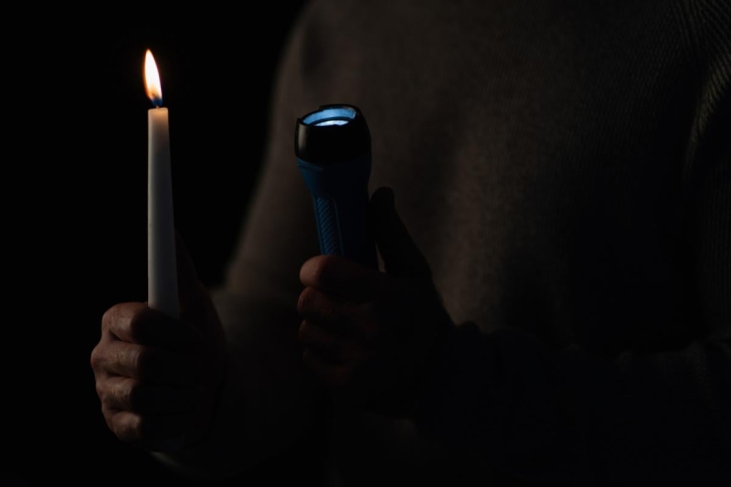 У низці областей України запроваджено екстрені та аварійні відключення світла