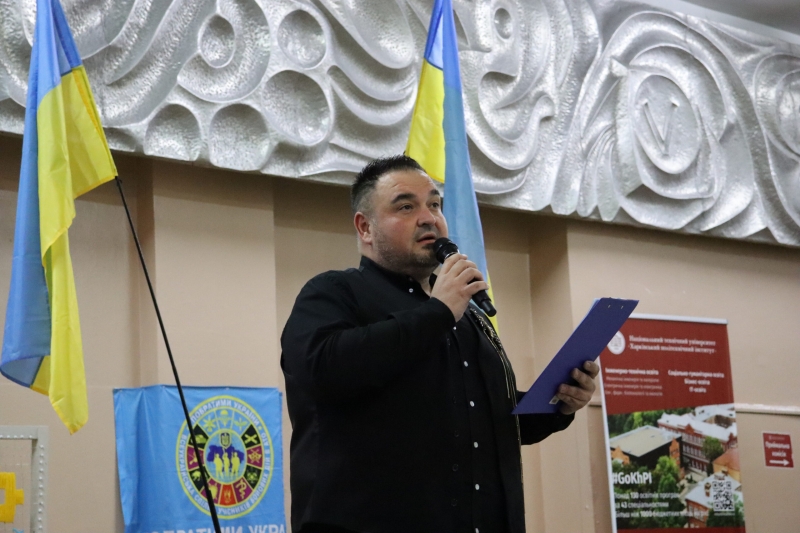 У Полтаві відкрили меморіальну дошку на честь діяча УНР, інженера-залізничника Юрія Колларда