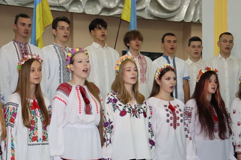 У Полтаві відкрили меморіальну дошку на честь діяча УНР, інженера-залізничника Юрія Колларда