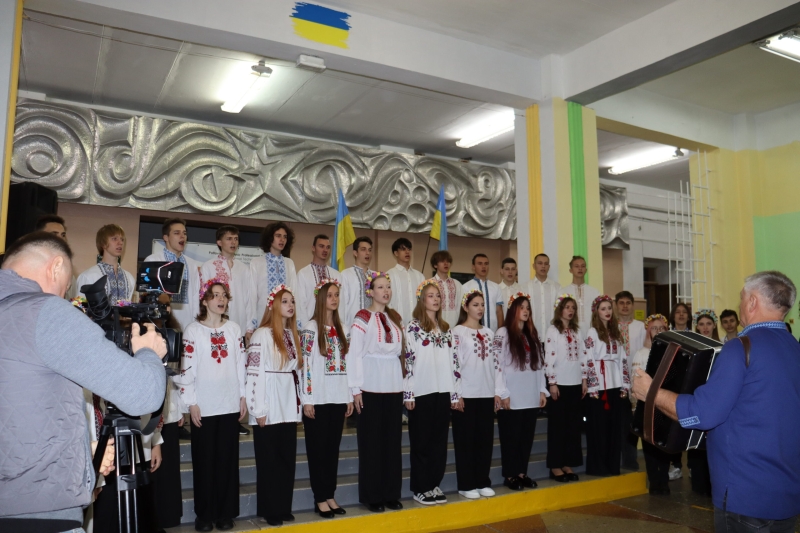 У Полтаві відкрили меморіальну дошку на честь діяча УНР, інженера-залізничника Юрія Колларда