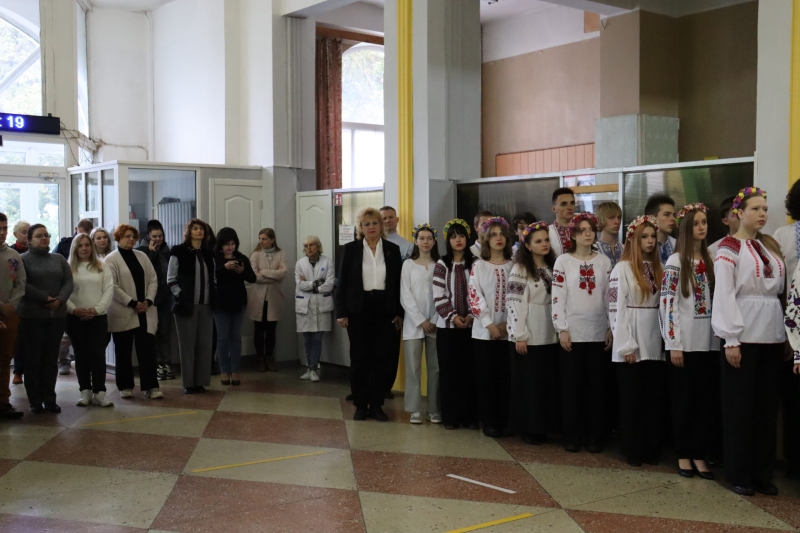 У Полтаві відкрили меморіальну дошку на честь діяча УНР, інженера-залізничника Юрія Колларда