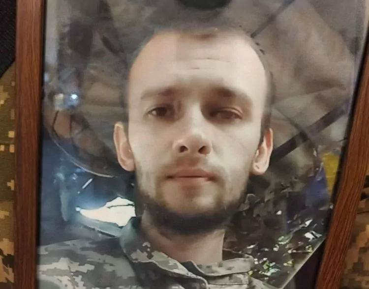 У Полтавській громаді провели в останню дорогу полеглого Захисника України