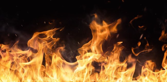 У пожежі на Поліссі чоловік отримав смертельні опіки