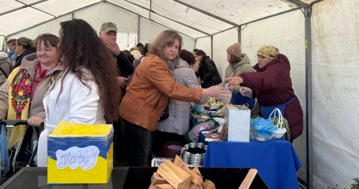 У селі Озеряни на благодійному «РідFest» зібрали  55 тисяч гривень для ЗСУ