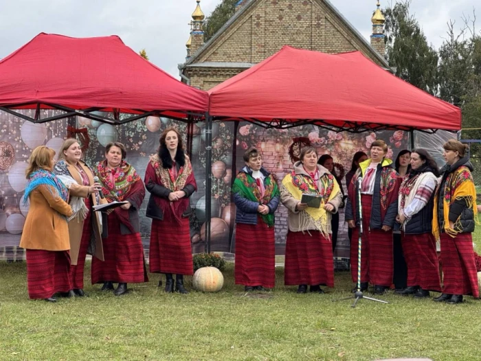 У селі Озеряни на благодійному «РідFest» зібрали  55 тисяч гривень для ЗСУ