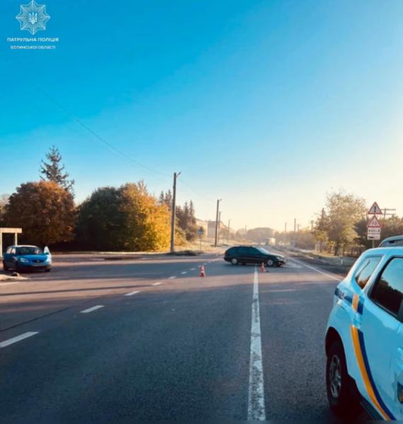 У селі Забороль зіткнулися Mercedes і Mazda