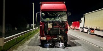 У жахливій ДТП на Дубенщині розбився водій мікроавтобуса