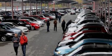 У Росії рекордно подорожчали автомобілі