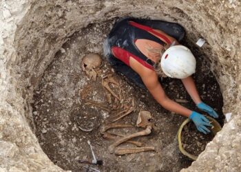 У Британії знайшли рештки дівчини, яку могли принести в жертву