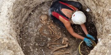 У Британії знайшли рештки дівчини, яку могли принести в жертву