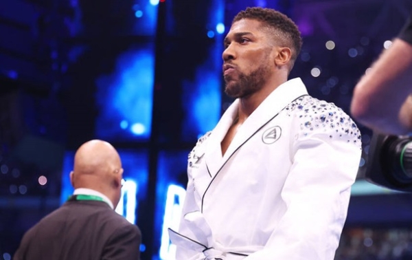 Джошуа пояснив, чому вирішив вийти на ринг проти Пола Джошуа пояснив, чому вирішив вийти на ринг проти Пола