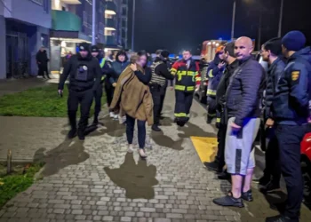 Вибух зарядного пристрою на Київщині: є постраждалі, 62 мешканці евакуйовано (фото)