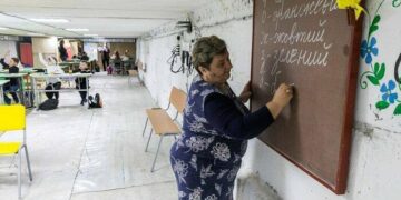 Троє вчителів із Хмельниччини потрапили до короткого списку національної премії “Вчитель року 2025”