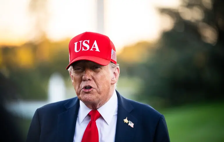 Трамп звинував Південно-Африканську Республіку у порушенні прав білих людей в країні