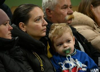 Відкритий діалог: у Хмельницькому поговорили з родинами гвардійців, які вважаються зниклими безвісти