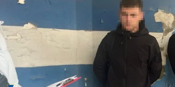 Затримано іноземця, який на замовлення ФСБ підпалював авто українських військових на Київщині