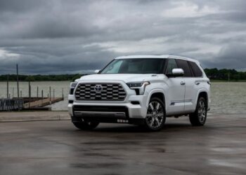 Автомобілі якого бренду мають найбільше шансів пройти понад 400 000 км без капремонту