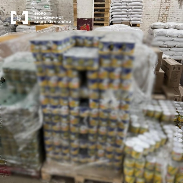 Підпільне виробництво продуктів викрито на Київщині: які бренди обрали фальсифікатори