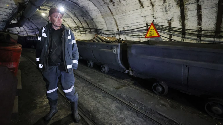 Шахти на окупованій Луганщині можуть зупинитися: росія не виділяє коштів