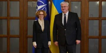 До Києва прибула заступниця генсека НАТО