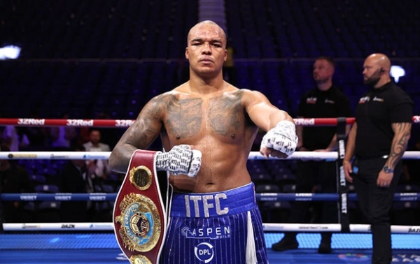 Промоутер впевнений, що Вордлі здатний створити проблеми Усику Промоутер впевнений, що Вордлі здатний створити проблеми Усику