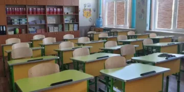 Уроки у червні, перенесення канікул, шестиденне навчання: МОН звернулося до шкіл через блекаути