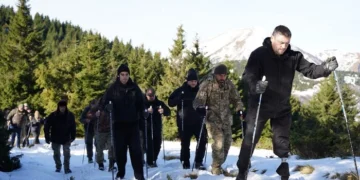 50 українських ветеранів підкорили Говерлу, серед них захисники з ампутаціями (фото)