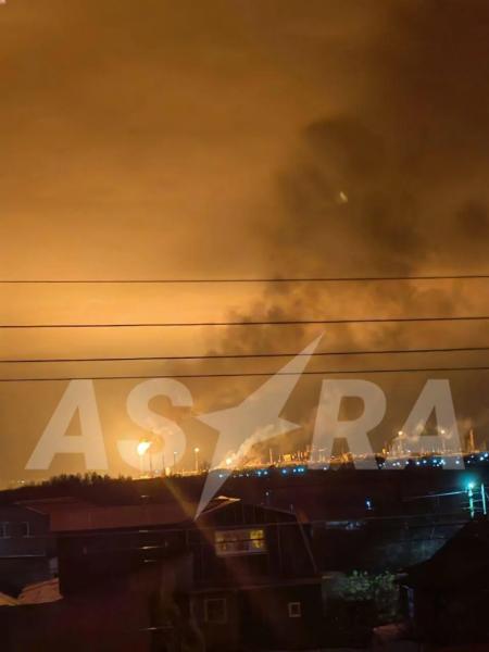 У промзоні Кстова спалахнули підприємства «Лукойл» і «СІБУР»