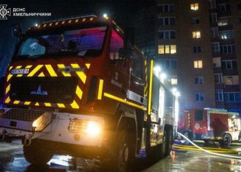 У Хмельницькому горів меблевий цех