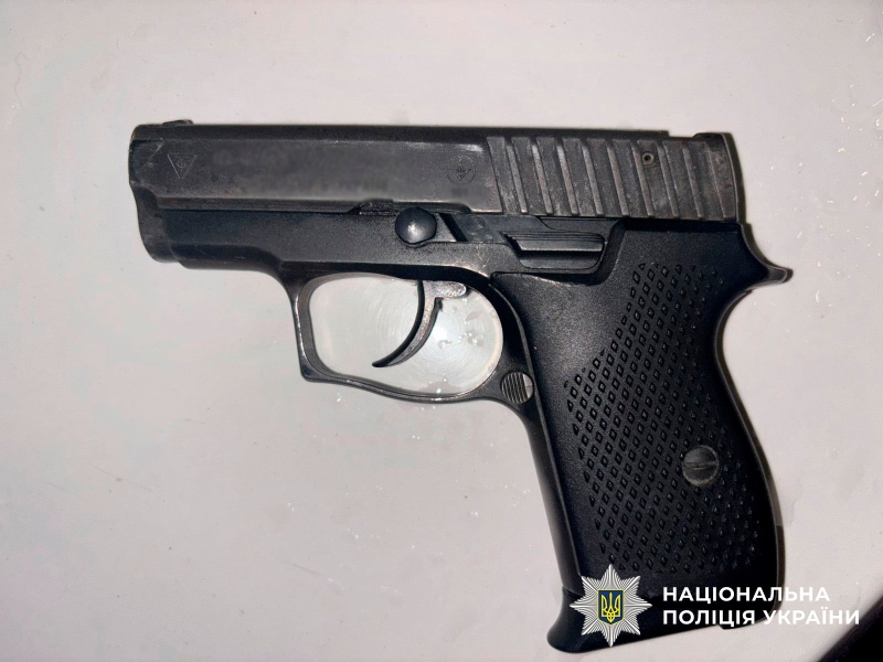 ДТП, бійка та стрілянина на Солом’янській площі. Поліція затримала водія Porsche Cayenne (фото)