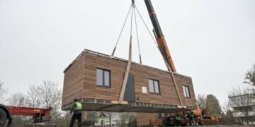 30 квадратних метрів на родину: у Запоріжжі будують модульні будинки для ВПО, – ФОТОРЕПОРТАЖ